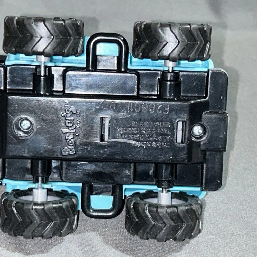 Ryan’s World Racing Ryan blue Car
